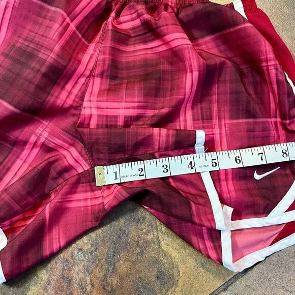 Nike Dri-Fit Girl’s Running Shorts XL - Picture 4 of 8
